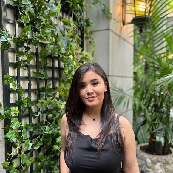 Please Like & Share this listing for my next Live show 💗 Live EST 1:30pm Today - Picture 2 of 11